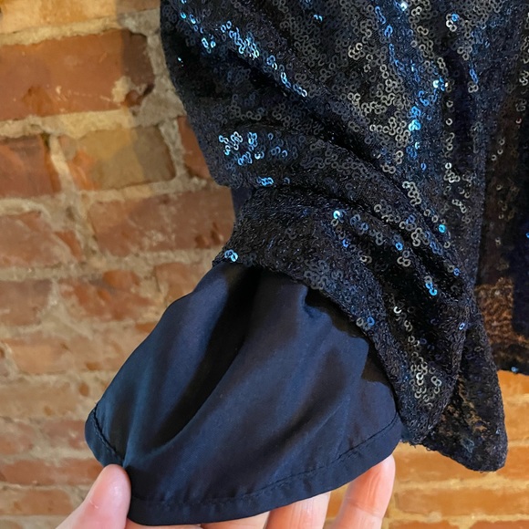 Party dress! - Picture 4 of 7